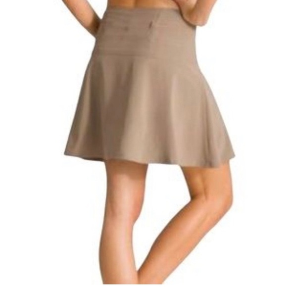 Athleta Gray Tan Wear Walk About Pleated Flare Skort Athletic Golf Tennis 16 - Picture 2 of 15